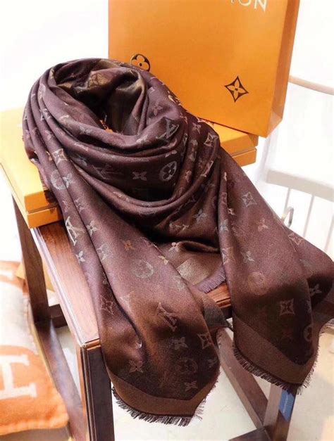 louis vuitton pelz mantel|Louis Vuitton shawls.